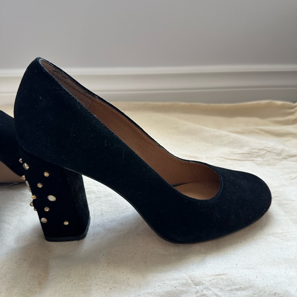 Black Velvet Pumps with Pearl & Gem Embellished - Picture 4 of 10